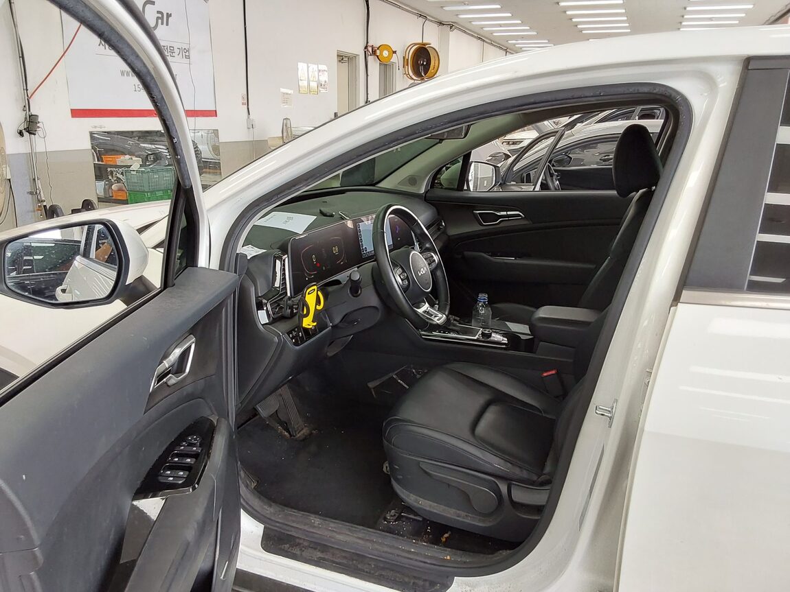 KIA THE ALL NEW SPORTAGE 2.0 DIESEL 2WD TRENDY 2023 - zdjęcie 12