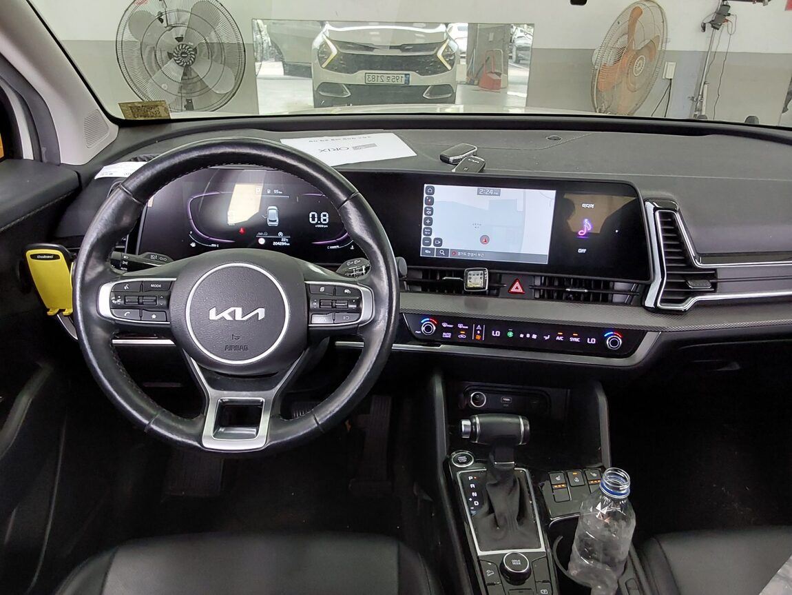 KIA THE ALL NEW SPORTAGE 2.0 DIESEL 2WD TRENDY 2023 - zdjęcie 14