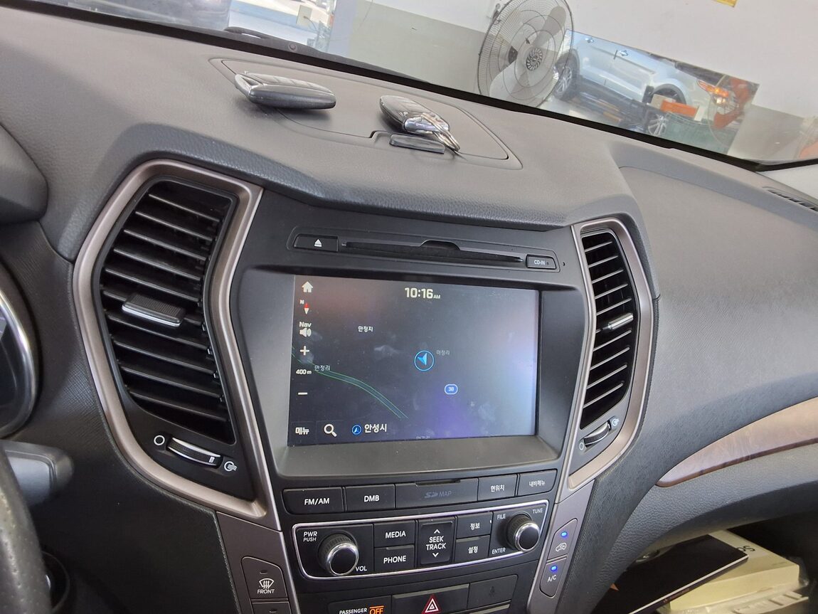HYUNDAI SANTA FE THE PRIME DIESEL R2.2 4WD EXCLUSIVE SPECIAL 2017 - zdjęcie 18