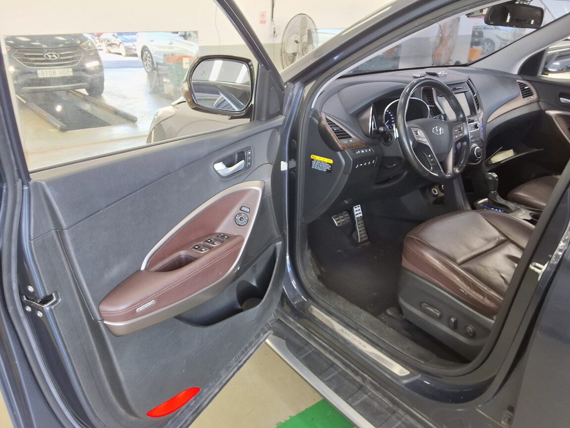 HYUNDAI SANTA FE THE PRIME DIESEL R2.2 4WD EXCLUSIVE SPECIAL 2017 - zdjęcie 10