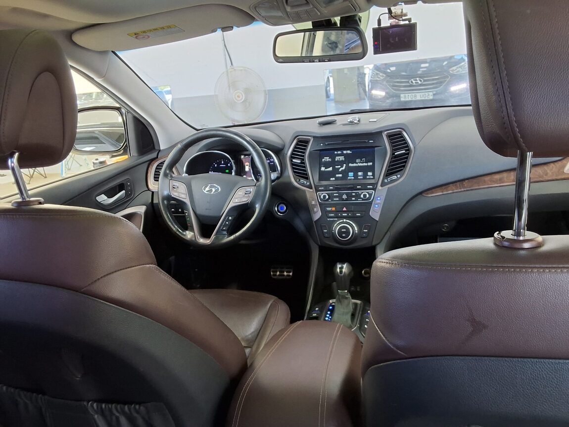HYUNDAI SANTA FE THE PRIME DIESEL R2.2 4WD EXCLUSIVE SPECIAL 2017 - zdjęcie 11