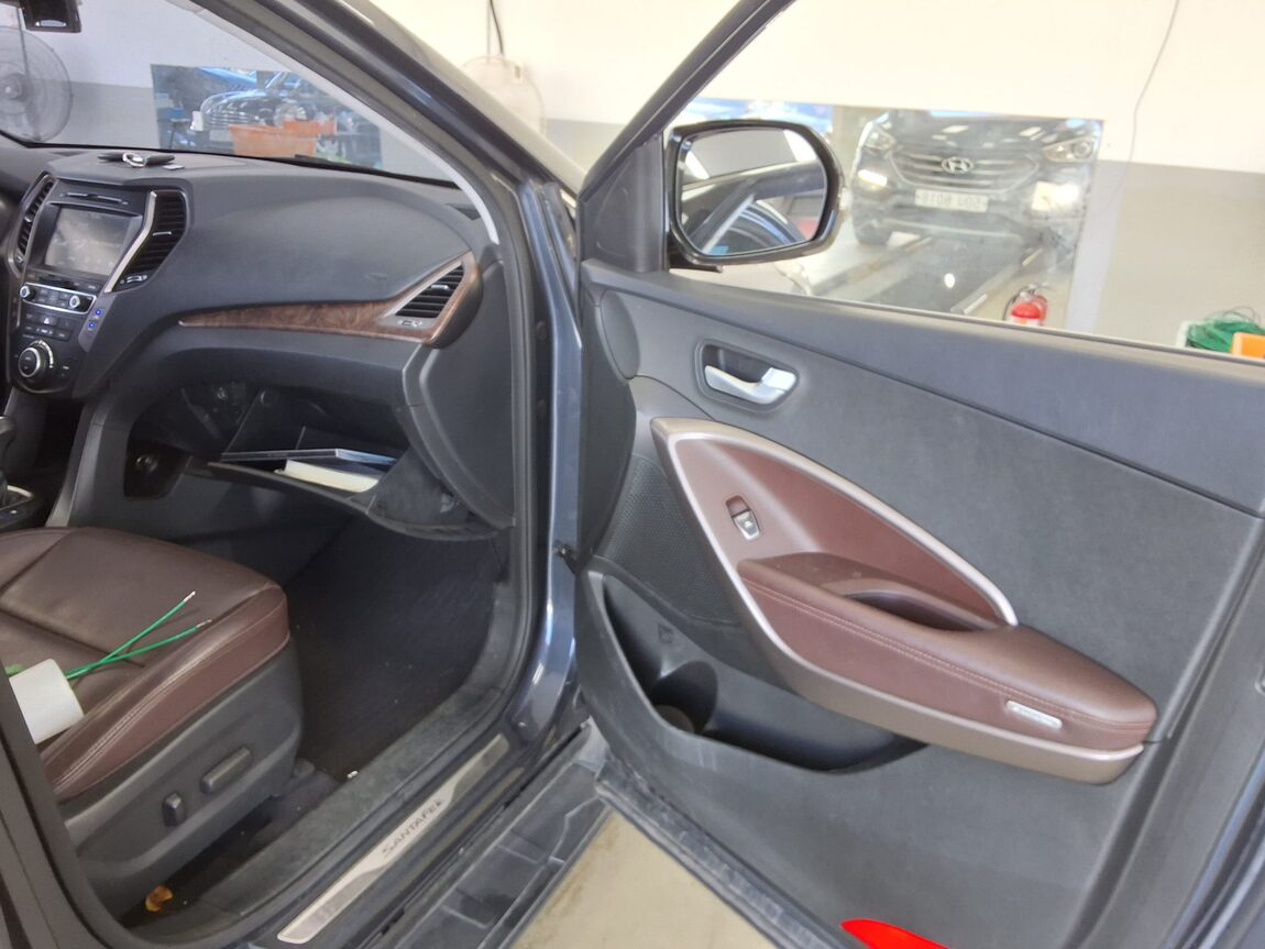 HYUNDAI SANTA FE THE PRIME DIESEL R2.2 4WD EXCLUSIVE SPECIAL 2017 - zdjęcie 14