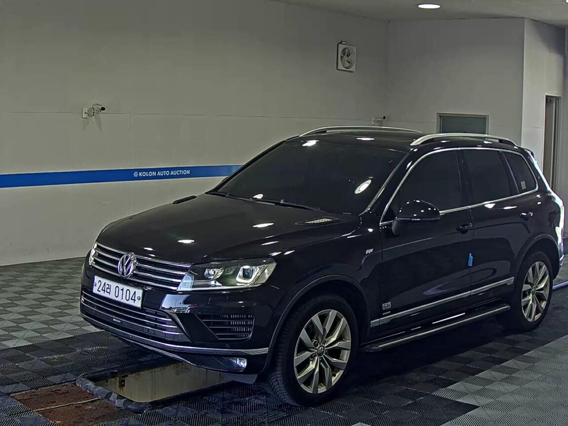 VOLKSWAGEN THE NEW TOUAREG (2ND GEN F/L) 3.0 V6 TDI BLUEMOTION PREMIUM 2016 - zdjęcie 2