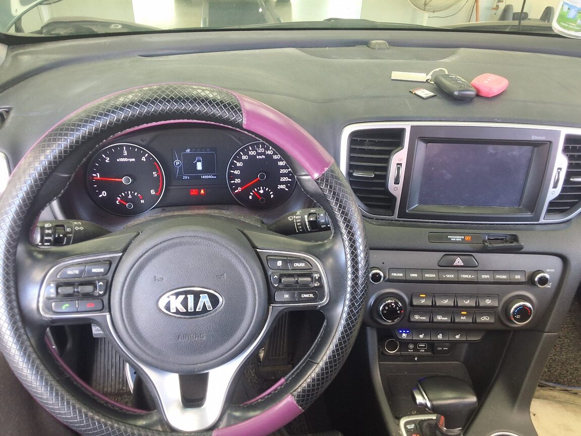 KIA NEW SPORTAGE R2.0 2WD NOBLESSE 2016 - zdjęcie 18