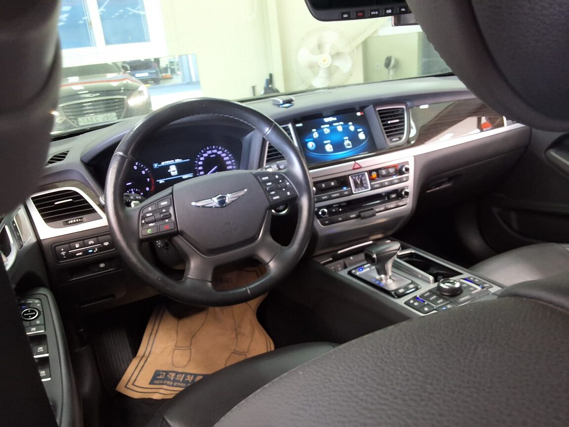 GENESIS G80 3.3 GDi AWD PREMIUM LUXURY 2018 - zdjęcie 12