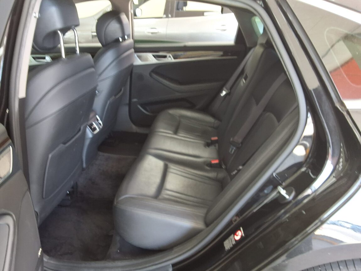 GENESIS G80 3.3 GDi AWD PREMIUM LUXURY 2018 - zdjęcie 13