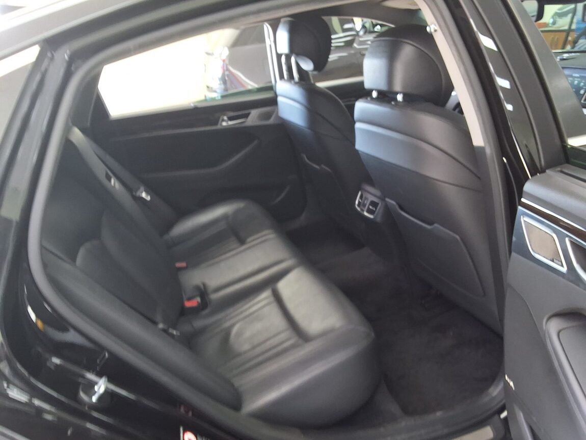 GENESIS G80 3.3 GDi AWD PREMIUM LUXURY 2018 - zdjęcie 14