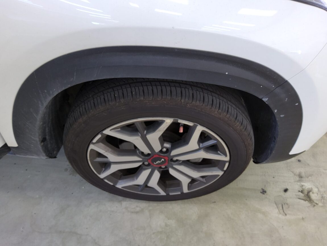 KIA SELTOS 1.6 GASOLINE 2WD SIGNATURE 2022 - zdjęcie 24