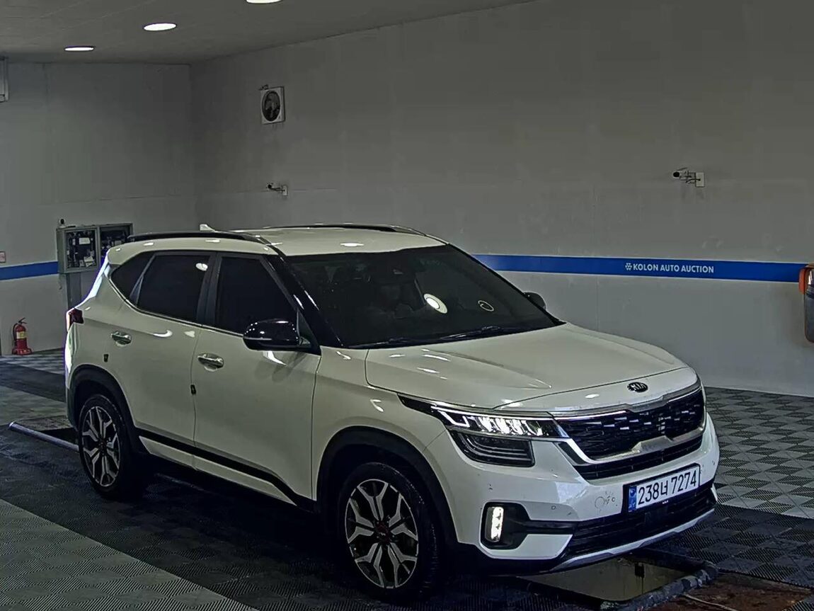 KIA SELTOS 1.6 GASOLINE 2WD SIGNATURE 2022 - zdjęcie 3