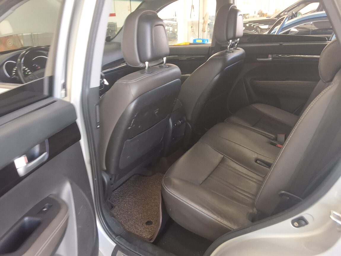 KIA NEW SORENTO R R2.0 4WD NOBLESSE 2014 - zdjęcie 13