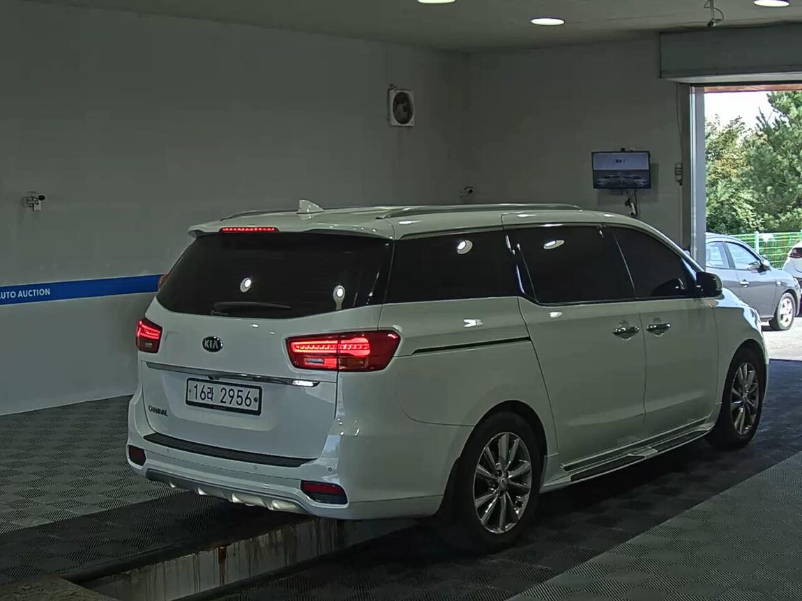 KIA THE NEW CARNIVAL 9-SEATER DIESEL PRESTIGE 2019 - zdjęcie 5