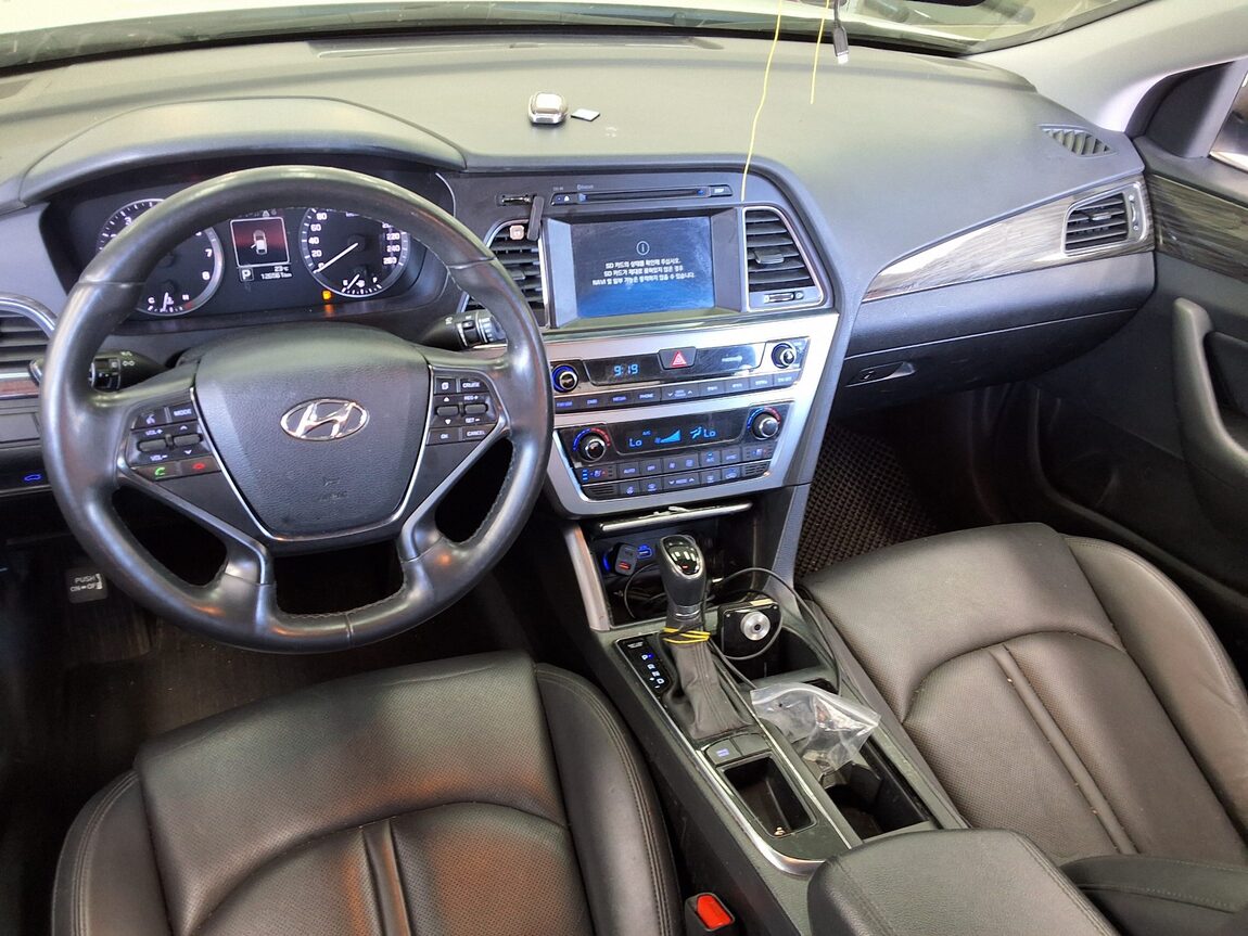 HYUNDAI LF SONATA 2.0 CVVL SMART 2015 - zdjęcie 11