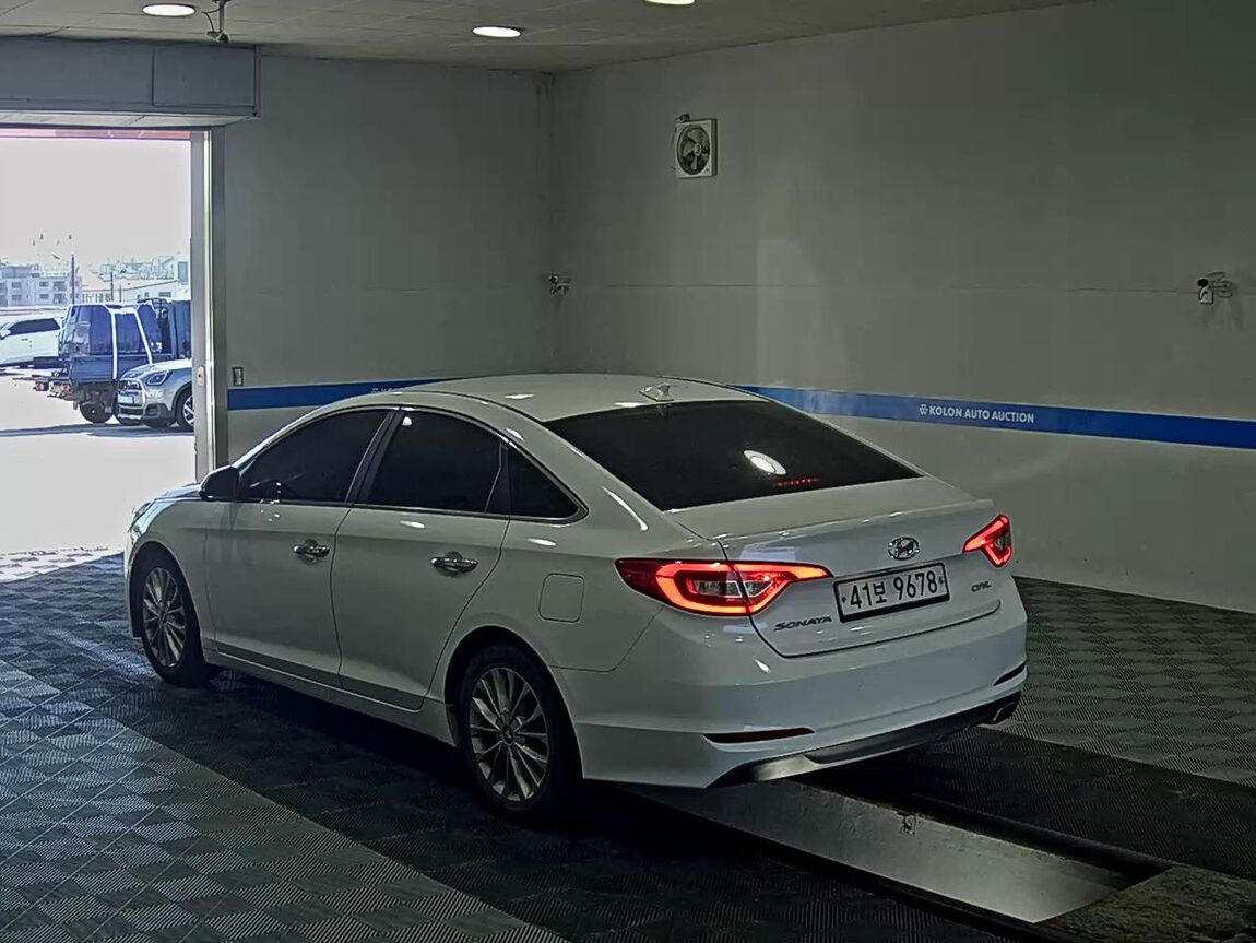 HYUNDAI LF SONATA 2.0 CVVL SMART 2015 - zdjęcie 6
