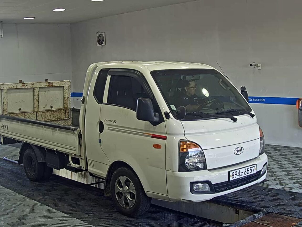 HYUNDAI PORTER II CRDi SUPER CAB EXTRA LONG WHEELBASE SMART 2018 - zdjęcie 3
