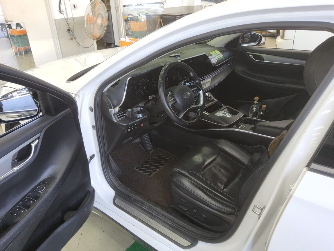 HYUNDAI THE NEW GRANDEUR IG LPi 3.0 BUSINESS PREMIUM MODEL TYPE 2022 - zdjęcie 10