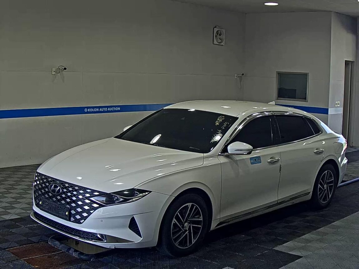 HYUNDAI THE NEW GRANDEUR IG LPi 3.0 BUSINESS PREMIUM MODEL TYPE 2022 - zdjęcie 2