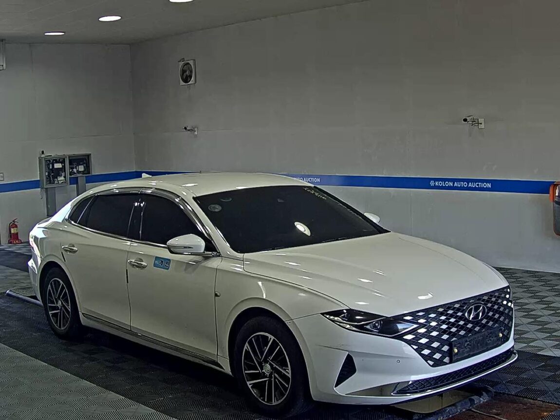 HYUNDAI THE NEW GRANDEUR IG LPi 3.0 BUSINESS PREMIUM MODEL TYPE 2022 - zdjęcie 3