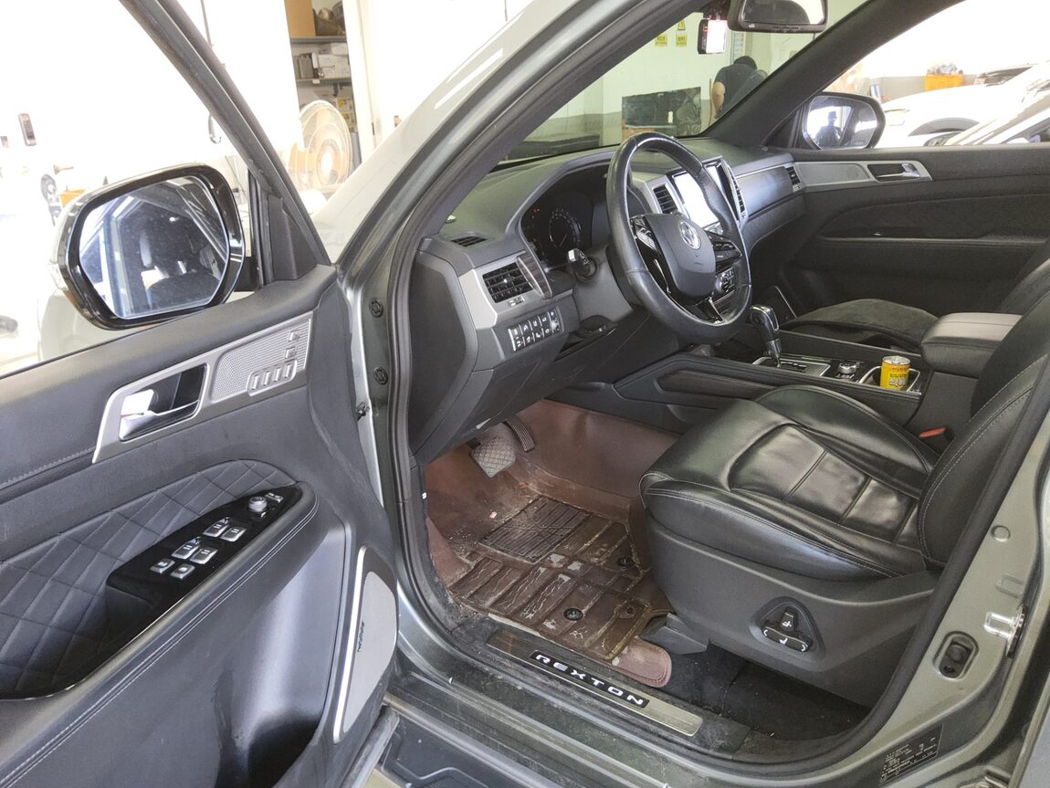 KG MOBILITY (SSANGYONG) G4 REXTON 2.2 4WD HERITAGE 2018 - zdjęcie 10