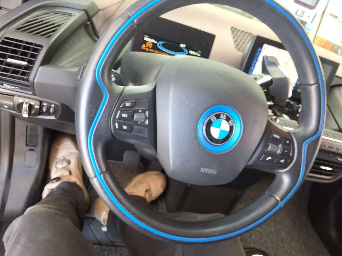 BMW i3 LUX 2015 - zdjęcie 22