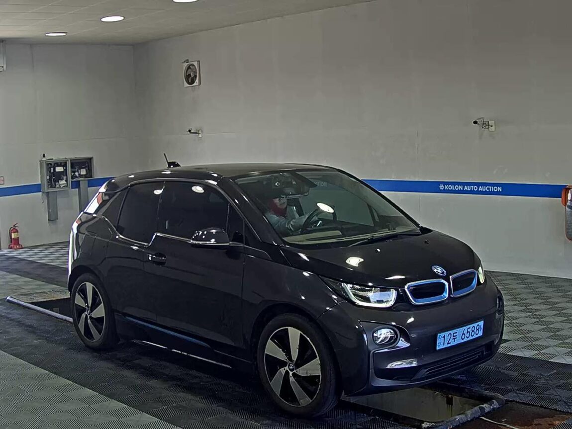 BMW i3 LUX 2015 - zdjęcie 3