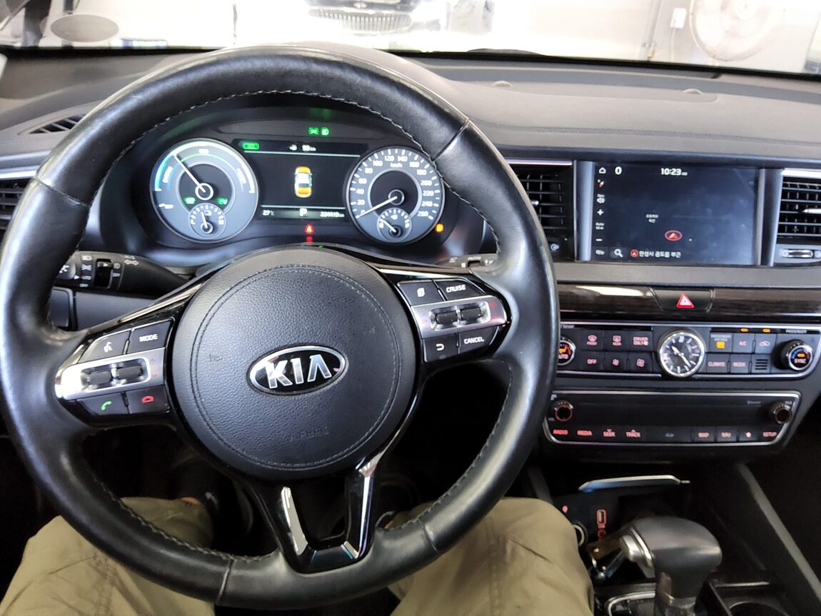 KIA ALL NEW K7 HYBRID NOBLESSE 2017 - zdjęcie 17