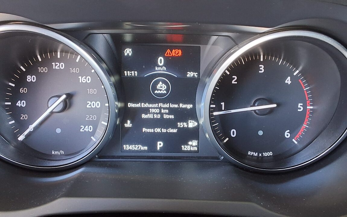 LAND ROVER RANGE ROVER EVOQUE 2.0 TD4 SE 2018 - zdjęcie 9
