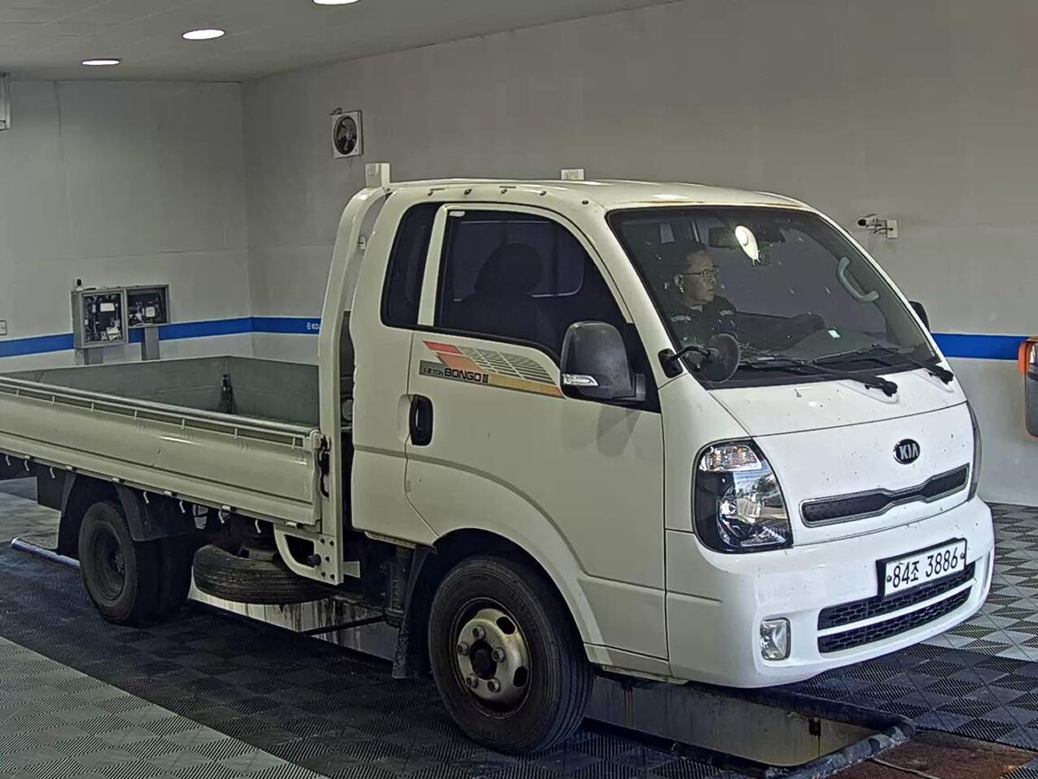 KIA BONGO III CARGO WING BODY 1.2 TON 2018 - zdjęcie 3