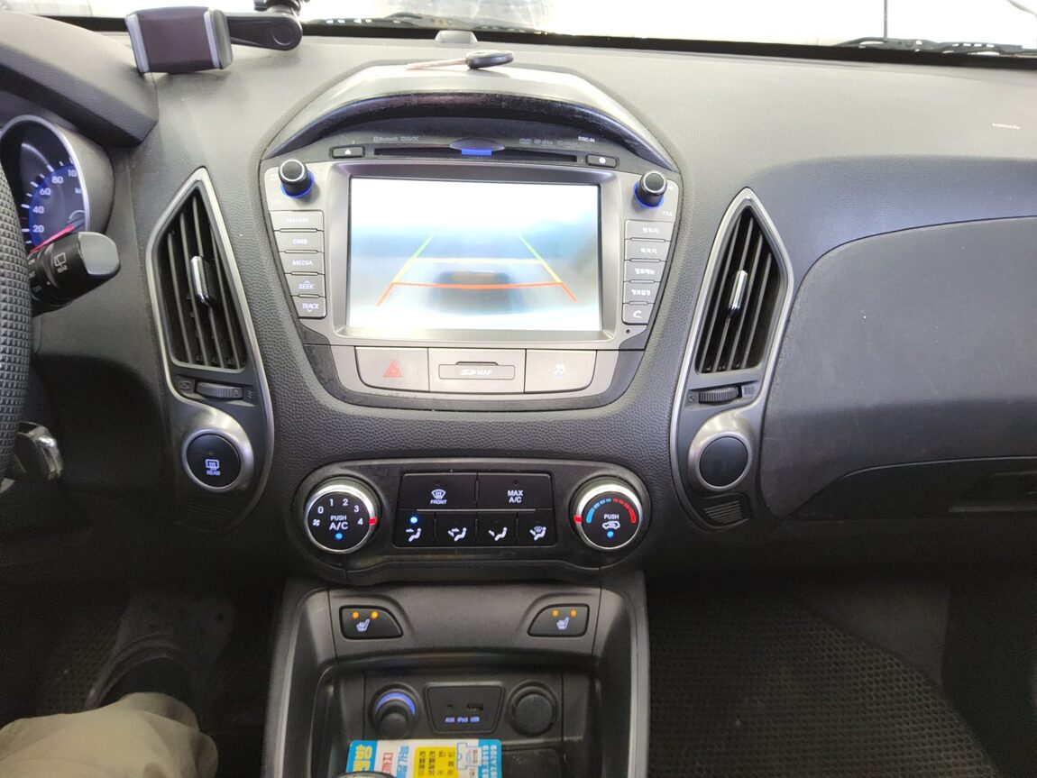 HYUNDAI NEW TUCSON ix GASOLINE 2.0 GDi 2WD STYLE 2014 - zdjęcie 18