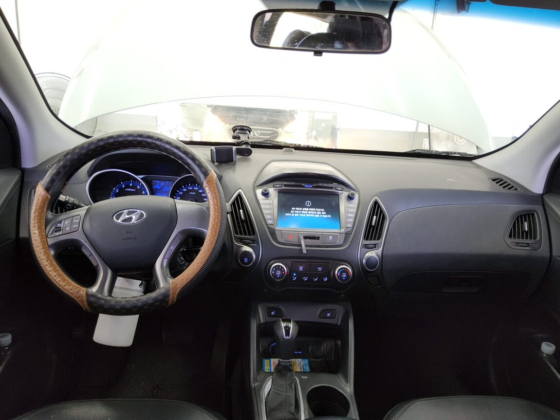 HYUNDAI NEW TUCSON ix GASOLINE 2.0 GDi 2WD STYLE 2014 - zdjęcie 11