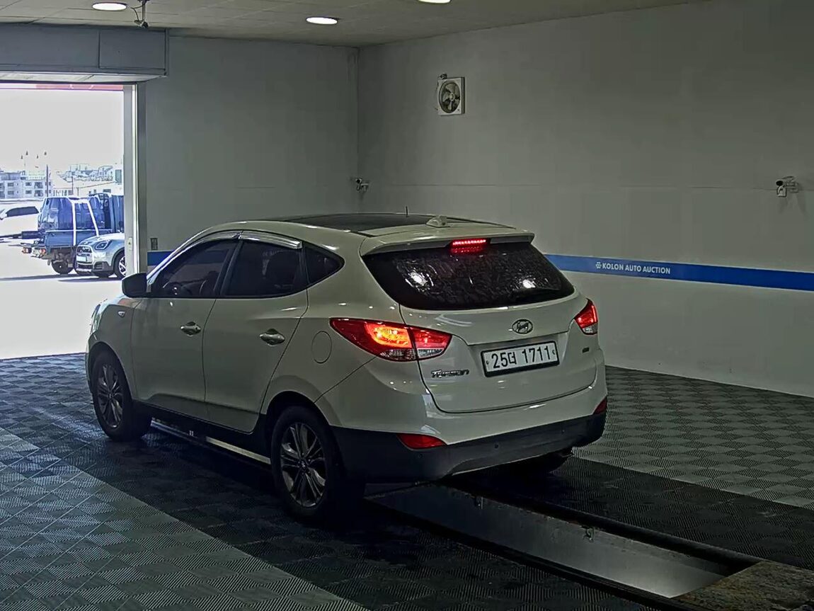 HYUNDAI NEW TUCSON ix GASOLINE 2.0 GDi 2WD STYLE 2014 - zdjęcie 6