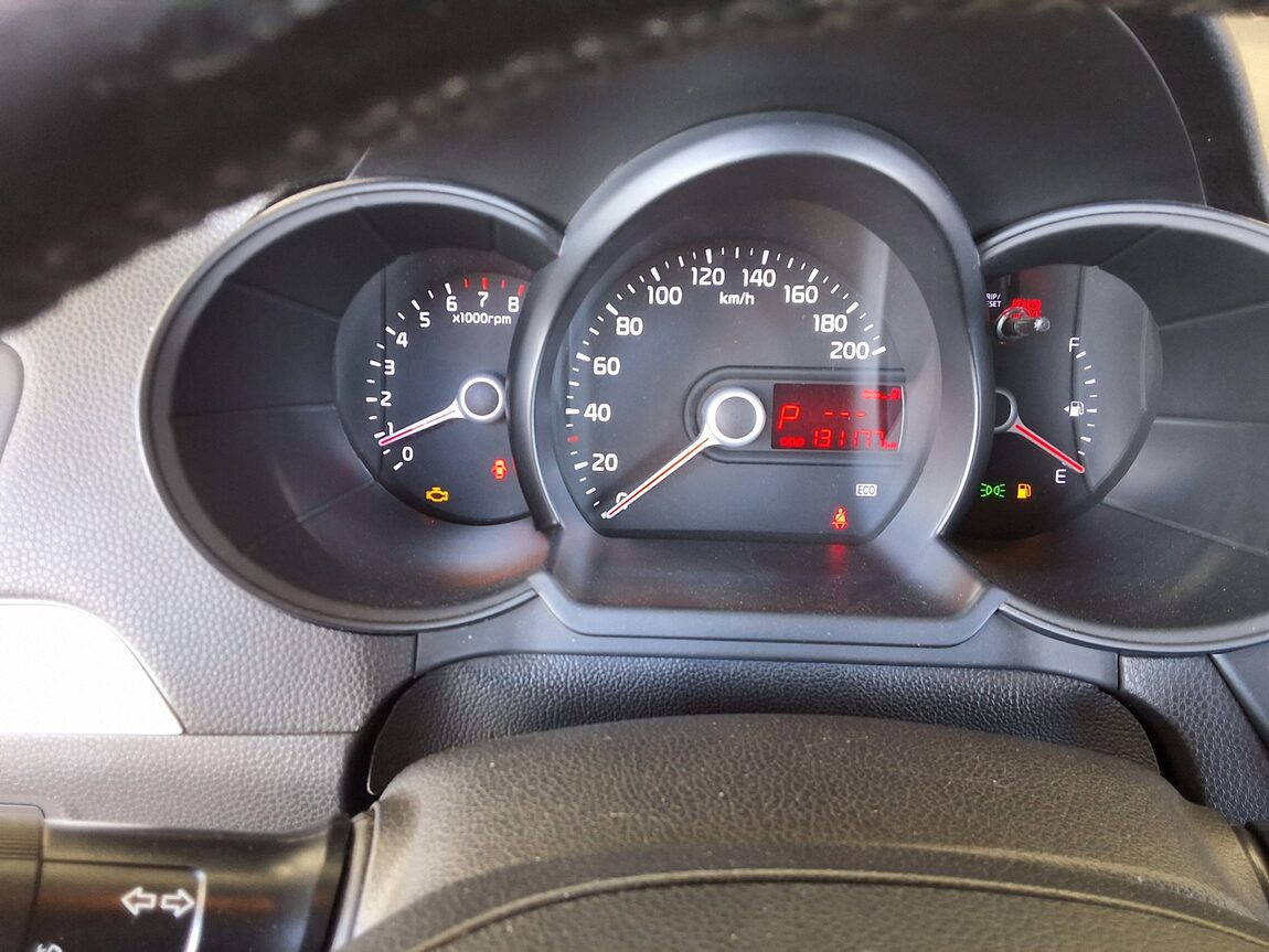 KIA ALL NEW MORNING GASOLINE DELUXE 2013 - zdjęcie 9
