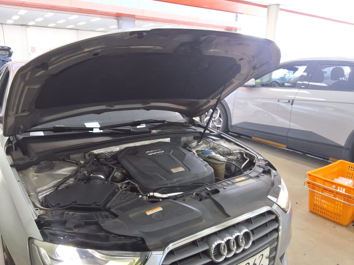 AUDI A4 (4TH GEN) 30 TDI DYNAMIC 2015 - zdjęcie 18