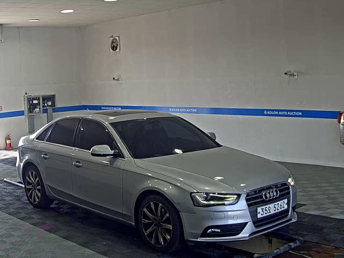 AUDI A4 (4TH GEN) 30 TDI DYNAMIC 2015 - zdjęcie 3