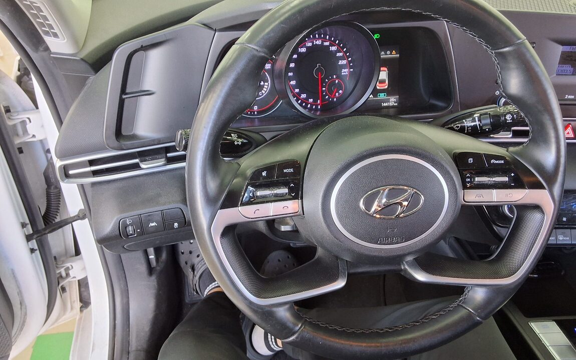 HYUNDAI AVANTE (CN7) 1.6 LPI RENTAL CAR SMART 2022 - zdjęcie 17