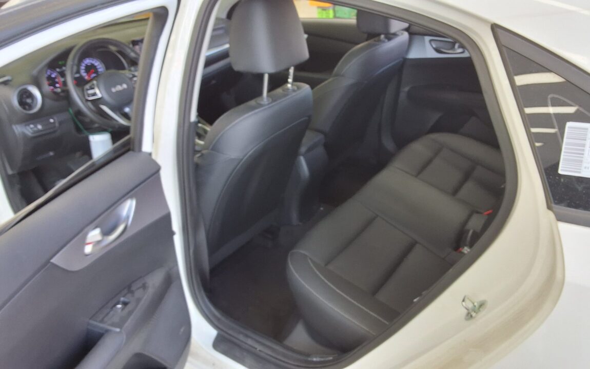KIA THE NEW K3 1.6 GASOLINE PRESTIGE 2022 - zdjęcie 12