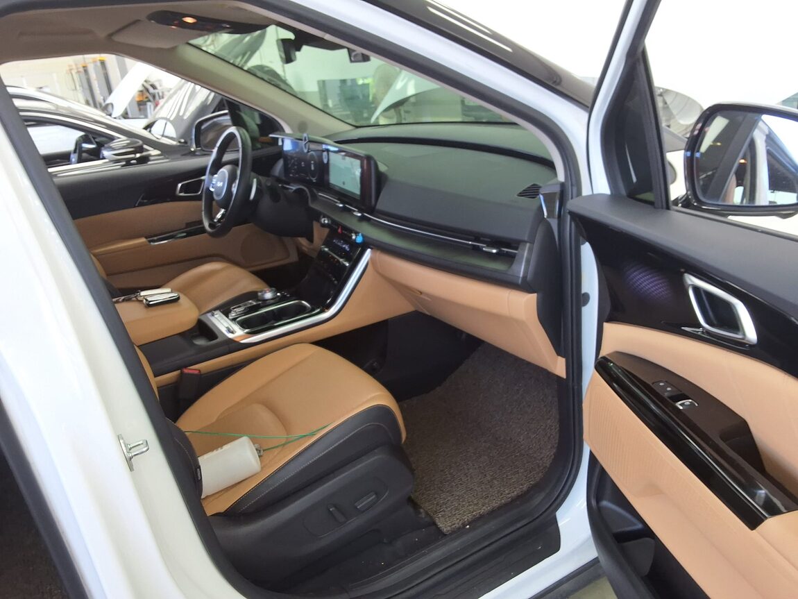 KIA NEW CARNIVAL (KA4) 9-SEATER DIESEL SIGNATURE 2023 - zdjęcie 15