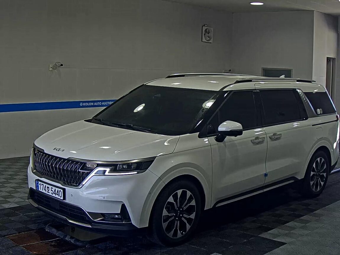 KIA NEW CARNIVAL (KA4) 9-SEATER DIESEL SIGNATURE 2023 - zdjęcie 2