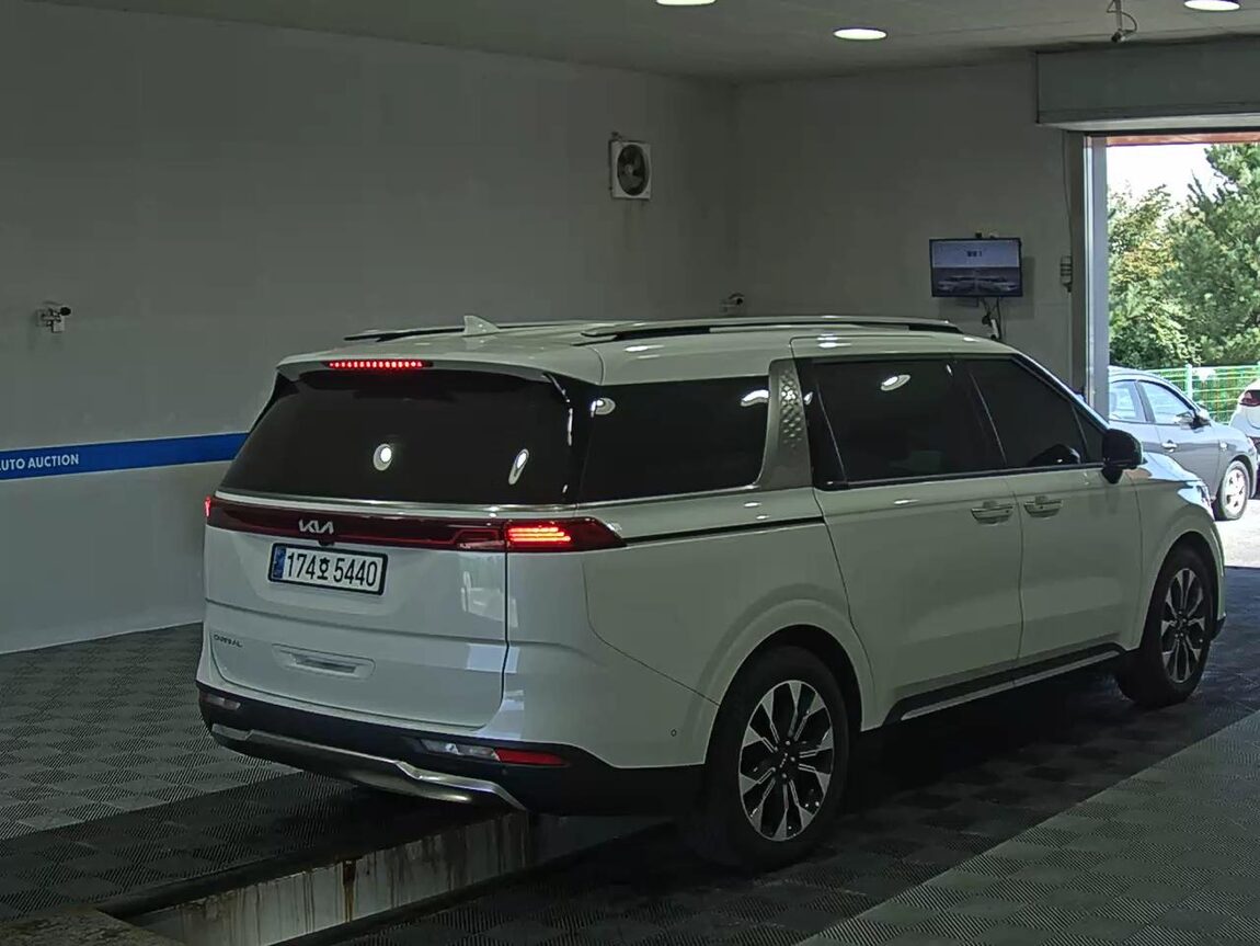 KIA NEW CARNIVAL (KA4) 9-SEATER DIESEL SIGNATURE 2023 - zdjęcie 5
