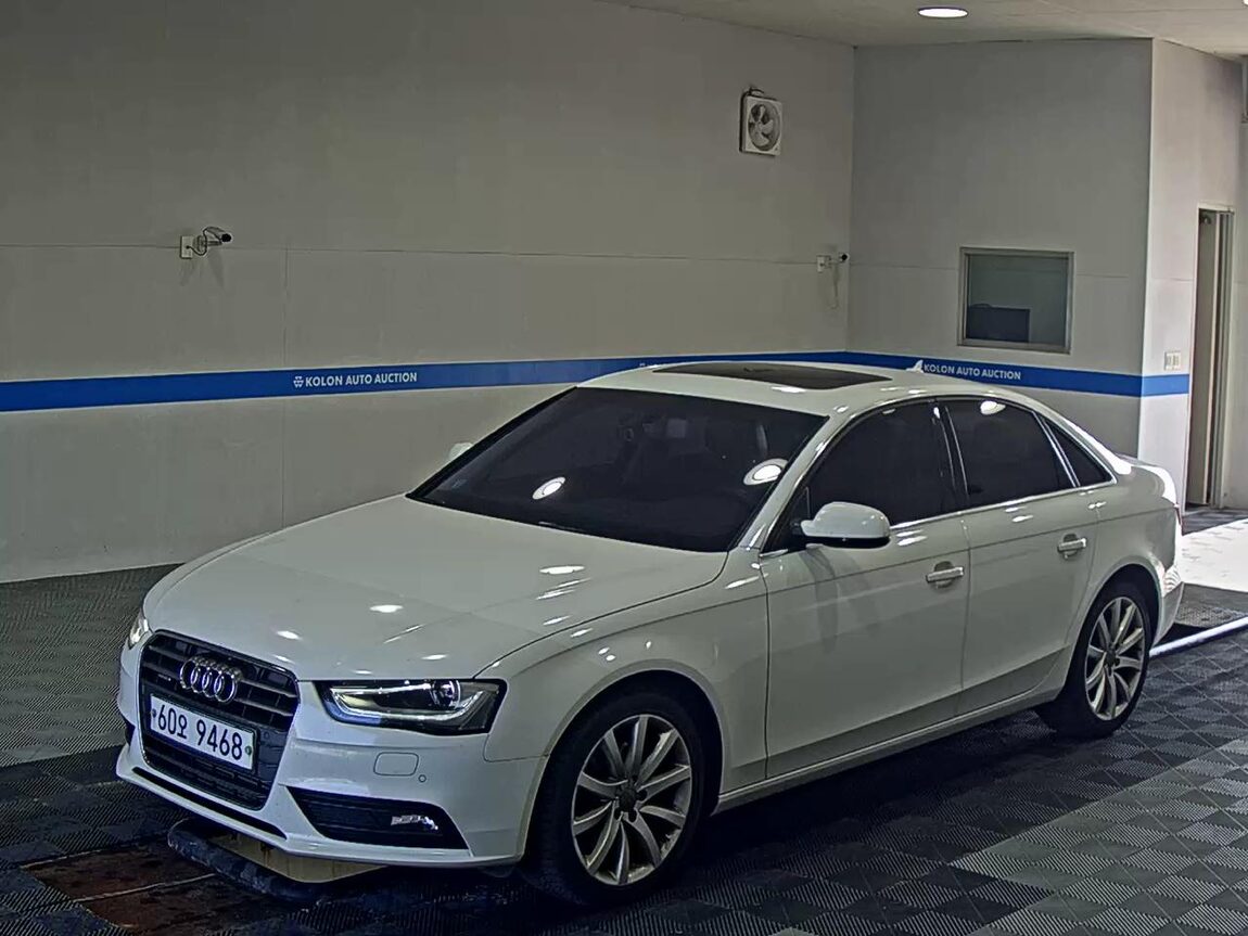 AUDI A4 (4TH GEN) 2.0 TDI QUATTRO DYNAMIC 2014 - zdjęcie 2
