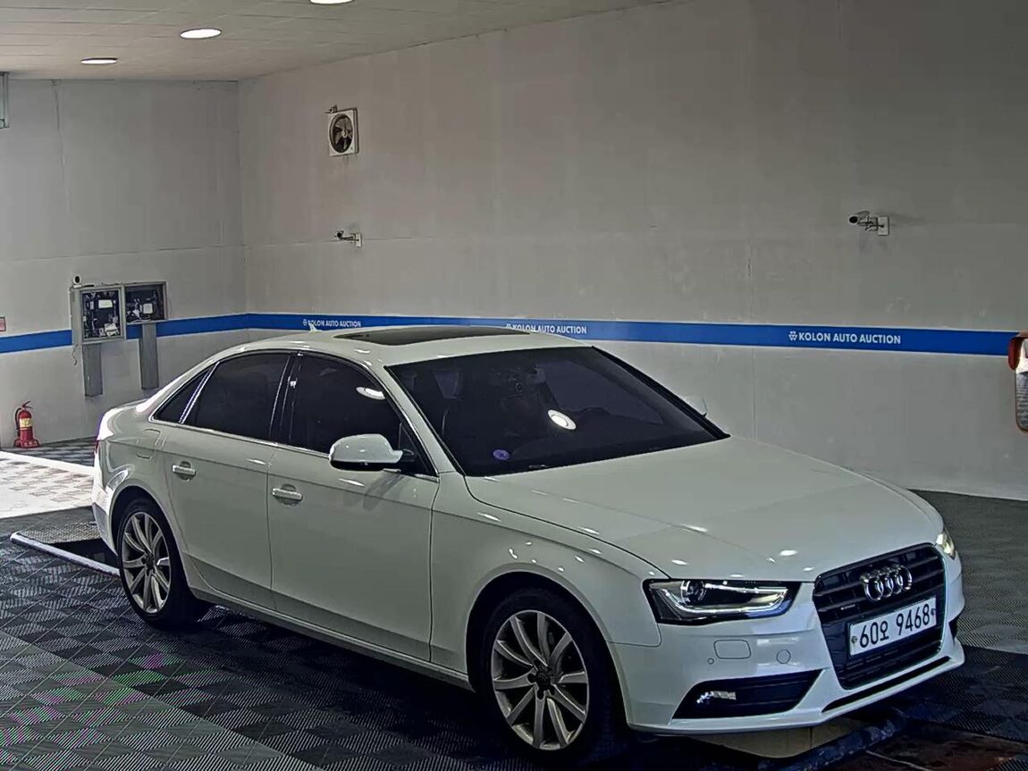 AUDI A4 (4TH GEN) 2.0 TDI QUATTRO DYNAMIC 2014 - zdjęcie 3