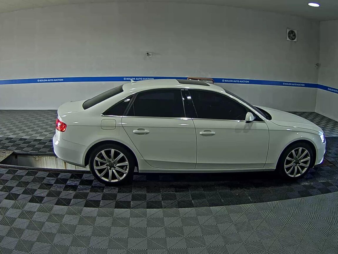AUDI A4 (4TH GEN) 2.0 TDI QUATTRO DYNAMIC 2014 - zdjęcie 4
