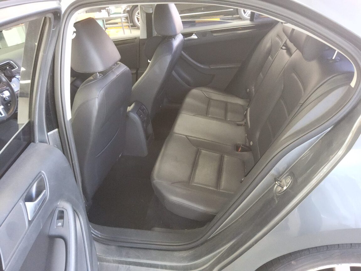 VOLKSWAGEN JETTA (6TH GEN) 2.0 TDI 2014 - zdjęcie 12