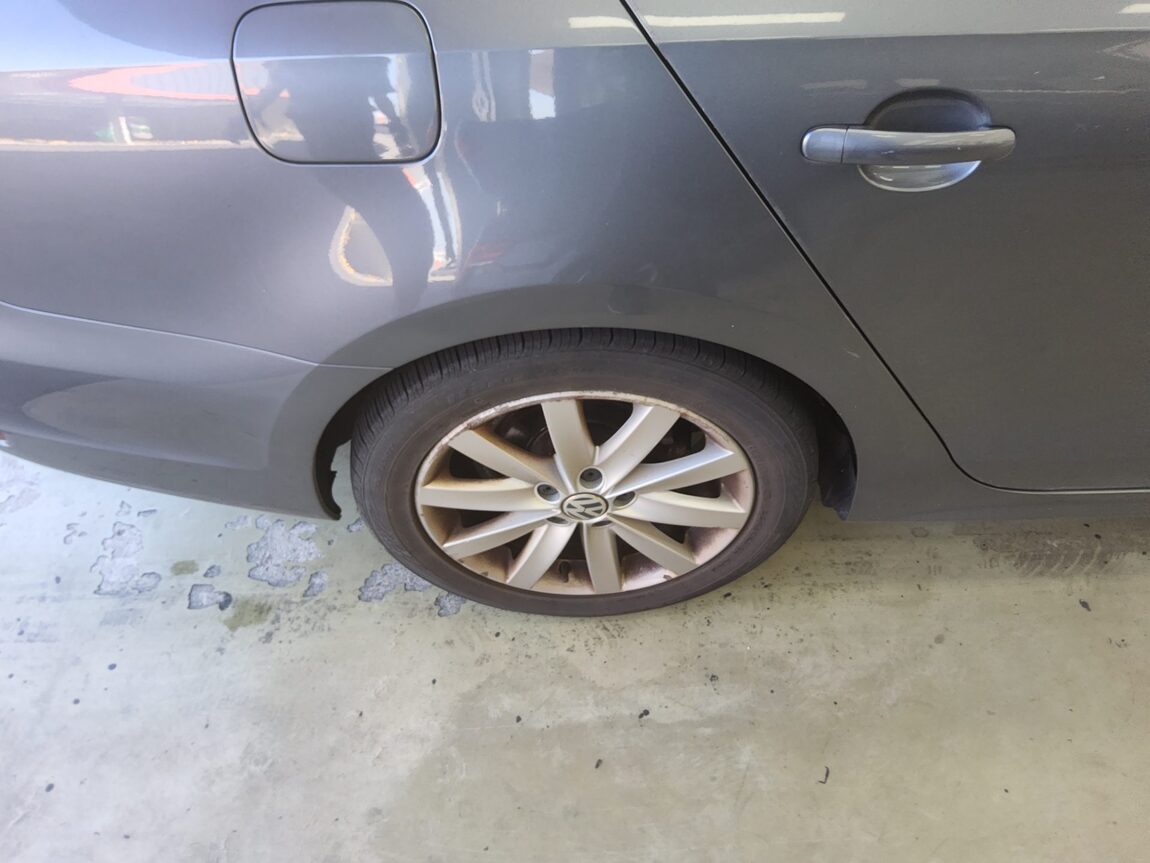 VOLKSWAGEN JETTA (6TH GEN) 2.0 TDI 2014 - zdjęcie 27