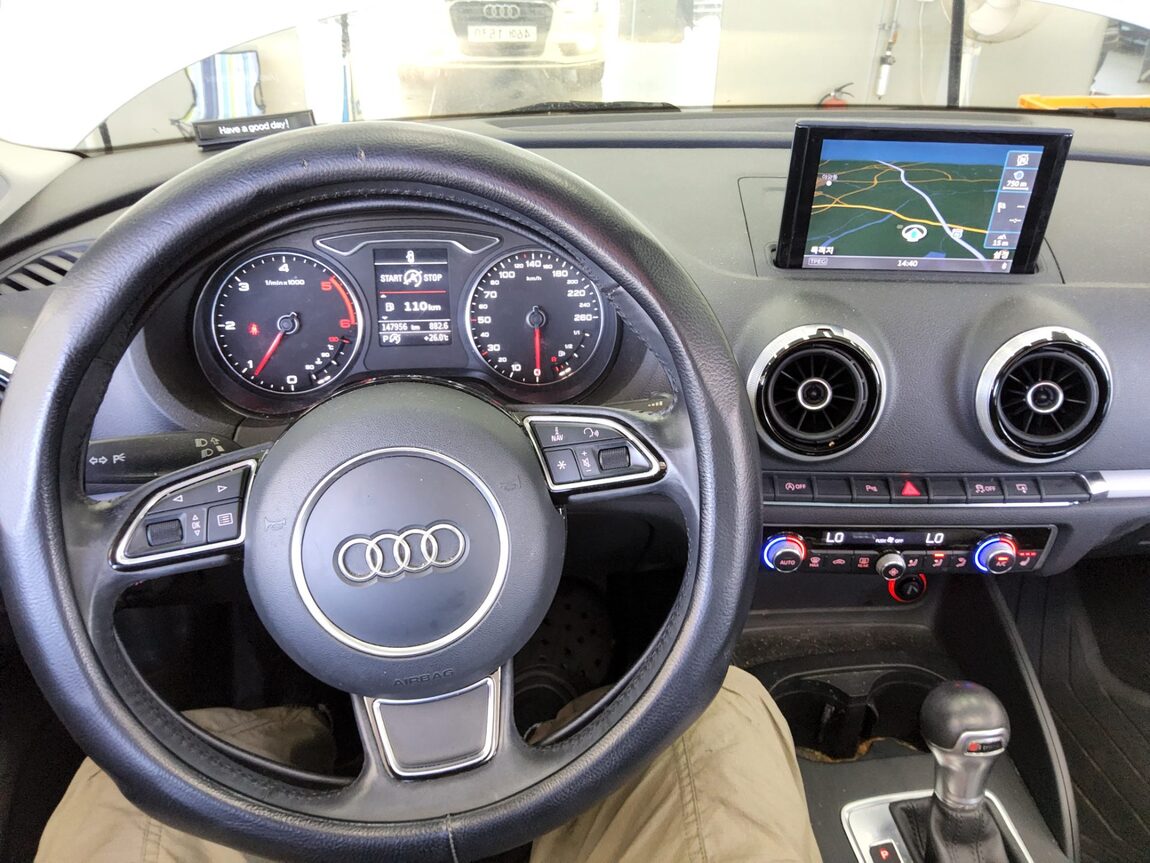 AUDI A3 (3RD GEN) 2.0 TDI DYNAMIC 2014 - zdjęcie 17