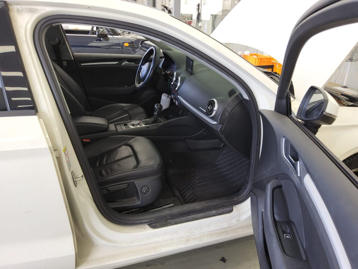 AUDI A3 (3RD GEN) 2.0 TDI DYNAMIC 2014 - zdjęcie 14