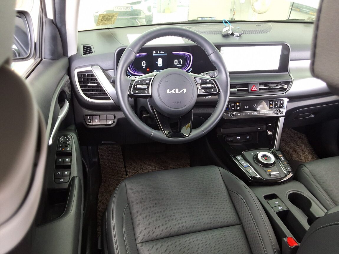KIA THE NEW SELTOS 2.0 GASOLINE 2WD PRESTIGE 2025 - zdjęcie 28