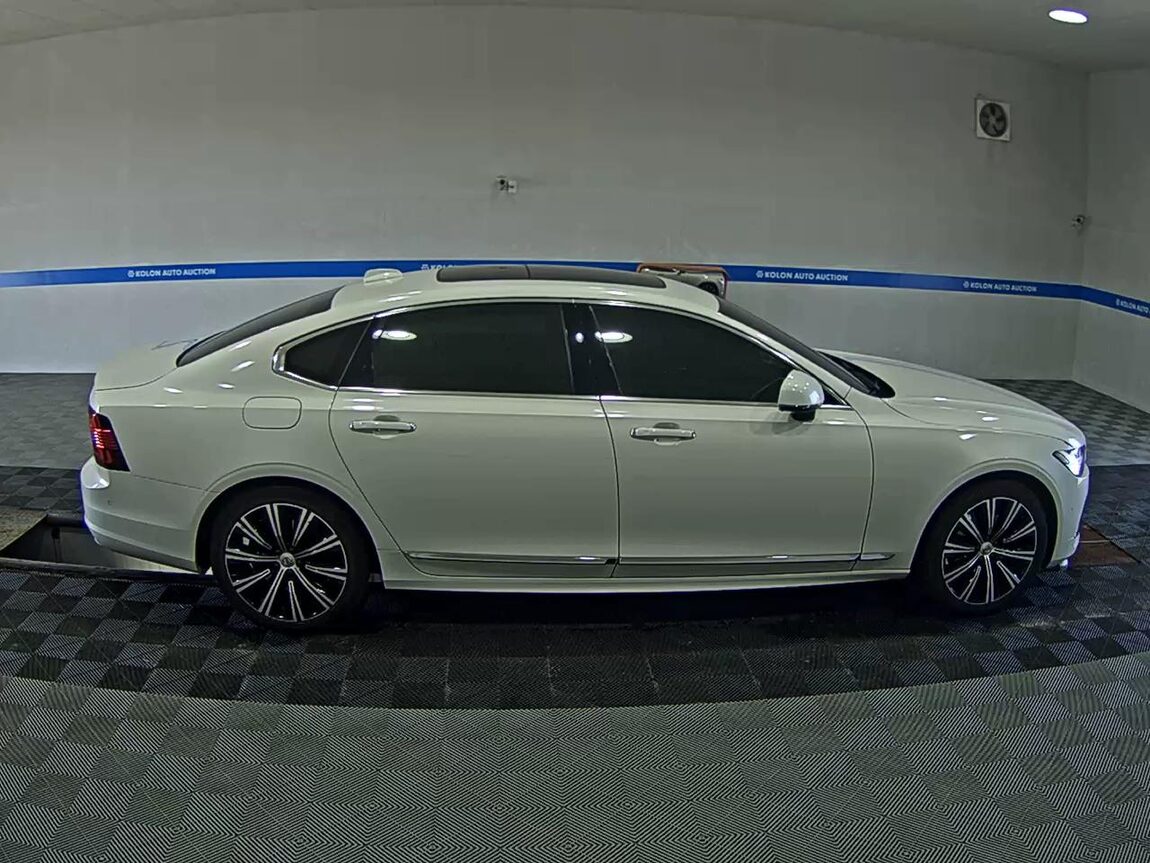 VOLVO THE NEW S90 B5 INSCRIPTION 2021 - zdjęcie 4