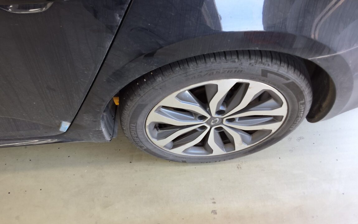 RENAULT (SAMSUNG) SM6 2.0 GDe LE 2016 - zdjęcie 24