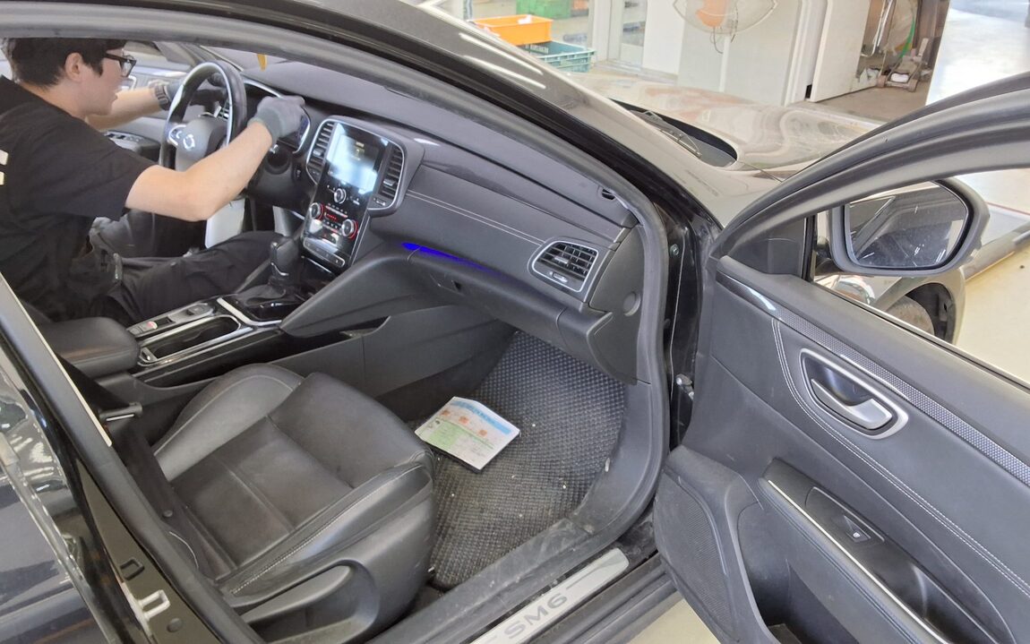 RENAULT (SAMSUNG) SM6 2.0 GDe LE 2016 - zdjęcie 14