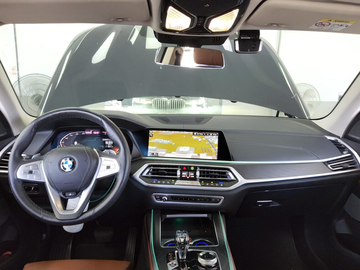 BMW X7 40i xDRIVE DESIGN PURE 6-SEATER 2022 - zdjęcie 11